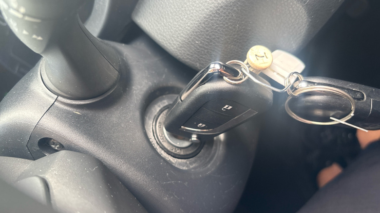 Toyota Yaris 1.5 Hybrid Design 5dr CVT Hybrid Hatchback